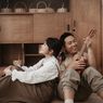 Suara Kayu Persembahkan Lagu “Rekat” untuk Gritte Agatha dan Arif Hidayat