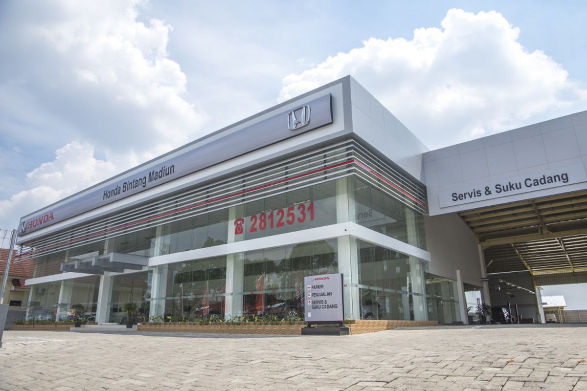 Dealer Honda pertama di Madiun.