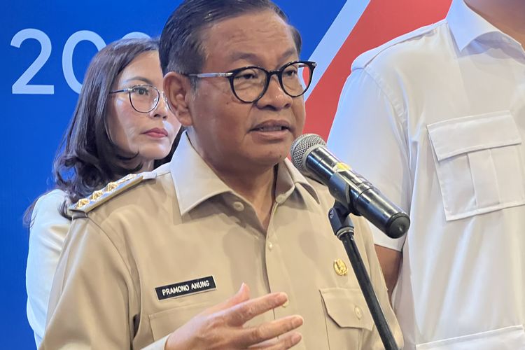Pramono Minta Prabowo Segera Teken Perpres Sekolah Swasta Gratis