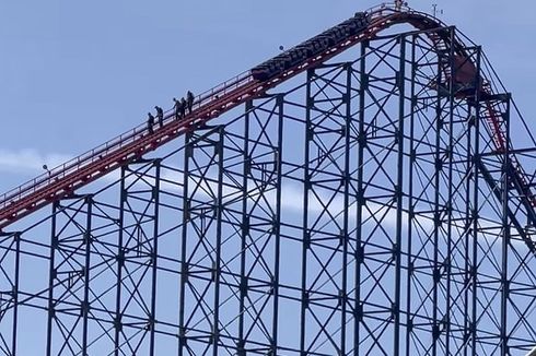 Roller Coaster Tertinggi Inggris Mati Mendadak di Puncak, Pengunjung Turun Manual dari Ketinggian 65 Meter