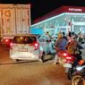 Termakan Isu Kenaikan Harga BBM, SPBU di Sidoarjo Dipadati Warga