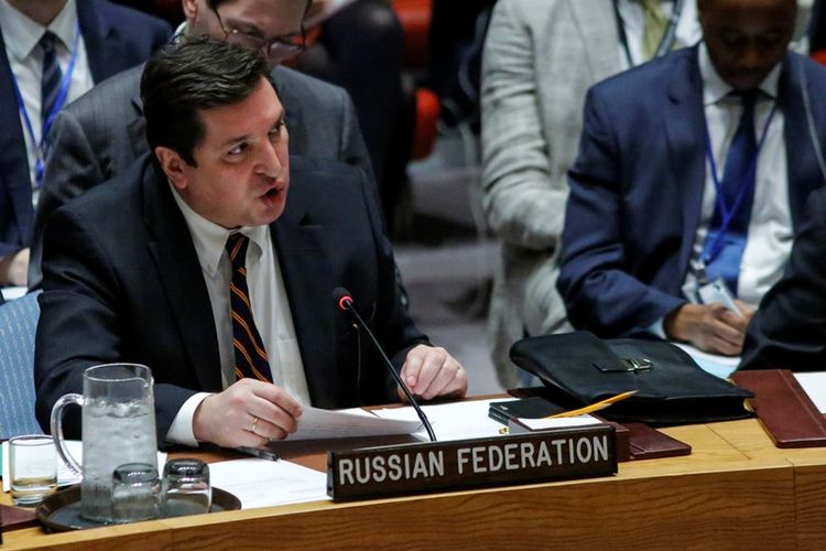 Wakil utusan Rusia untuk DK PBB Vladimir Safronkov saat memberikan argumentasi dalam sidang DK PBB membahas resolusi terkait serangan senjata kimia yang terjadi di provinsi Idlib, Suriah.