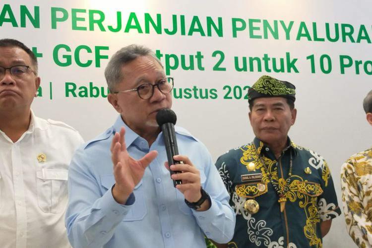 Zulhas Ungkap Alasan Pergantian Kepala BGN dari Nanik S Deyang ke Sudaryono