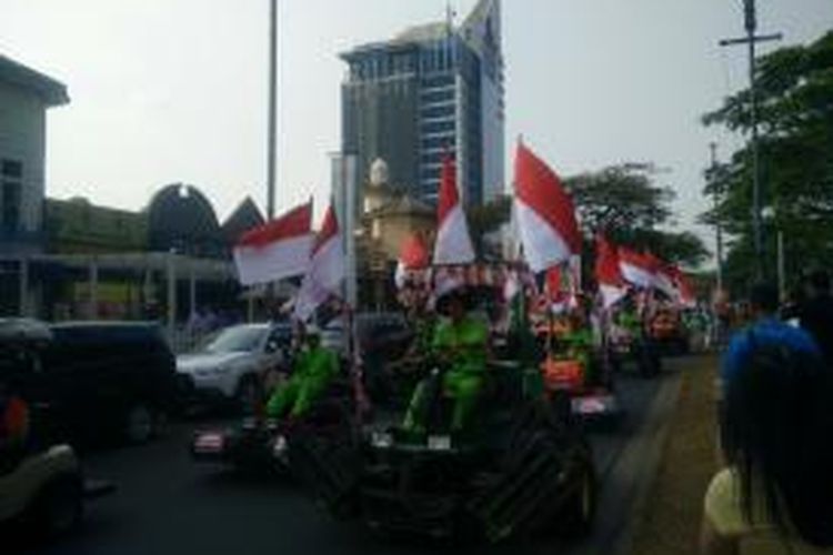 Parade Kemerdekaan Lippo Village 2015, di Lippo Karawaci, Jumat (14/8/2015).