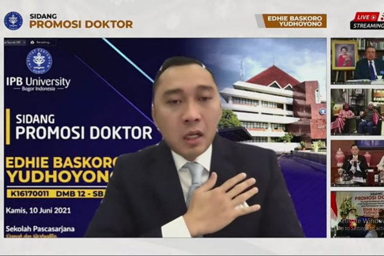 Tangkapan layar Wakil Ketua Umum Partai Demokrat Edhie Baskoro Yudhoyono saat menjalani sidang promosi doktor Institut Pertanian Bogor (IPB), Kamis (10/6/2021)