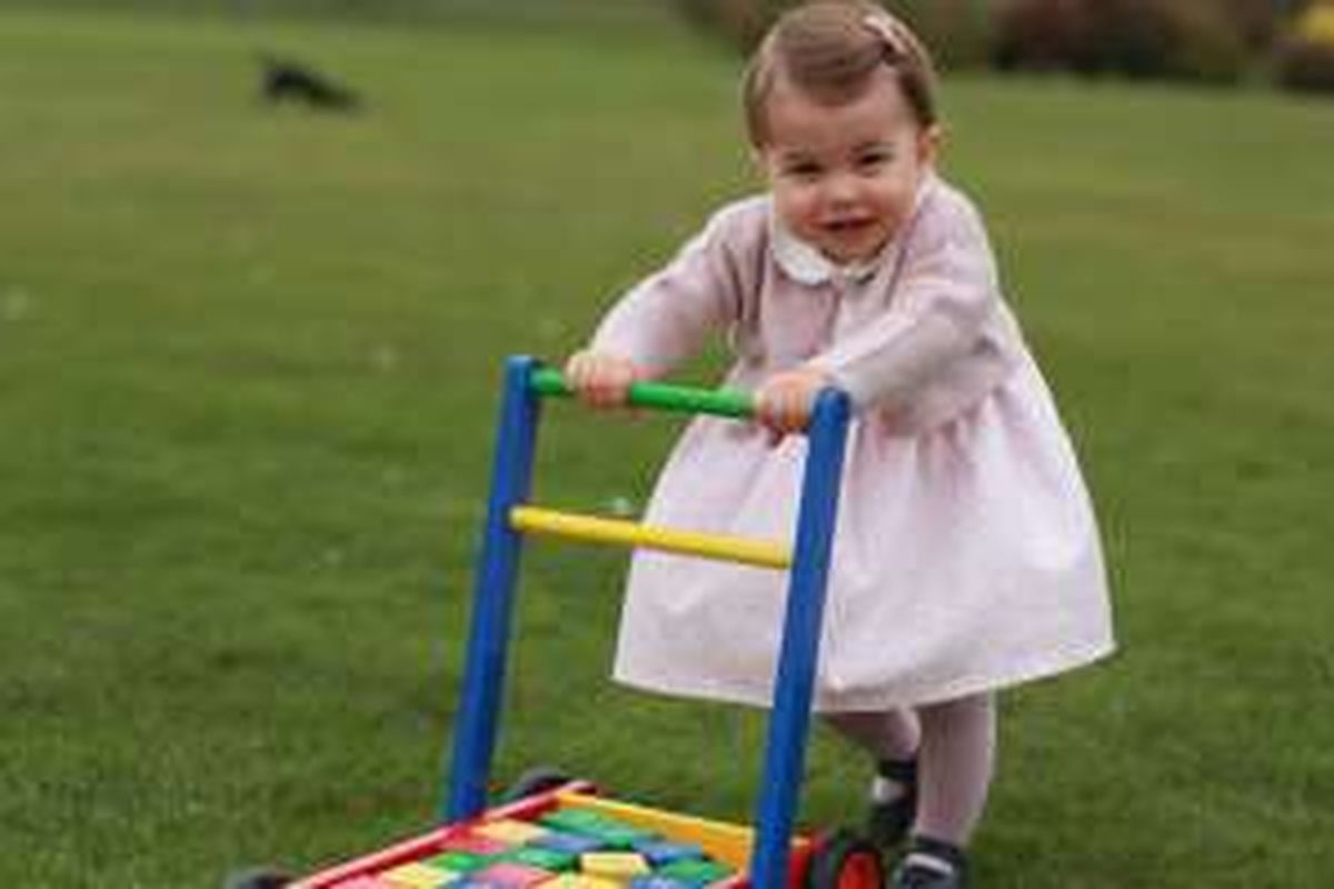 Princess Charlotte di usia satu tahun. 