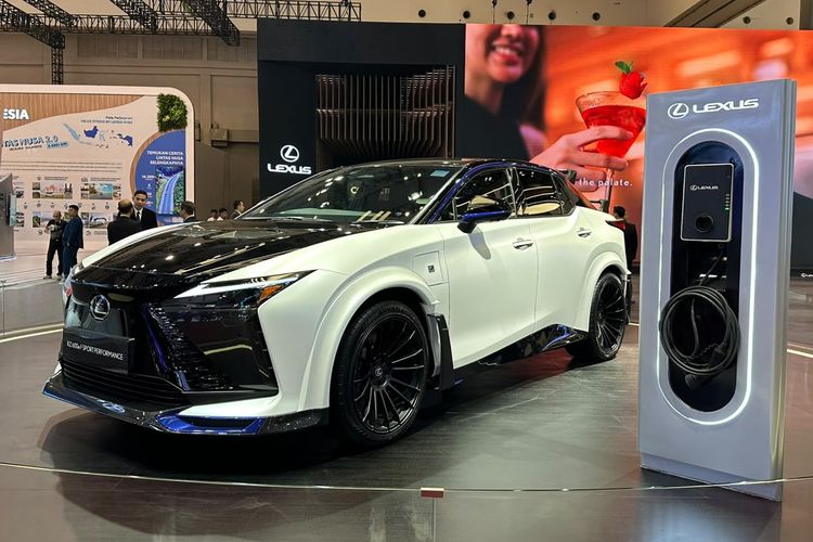 Sudah Laku, Ini Harga Mobil Terbatas Lexus RZ 600e F Sport Performance