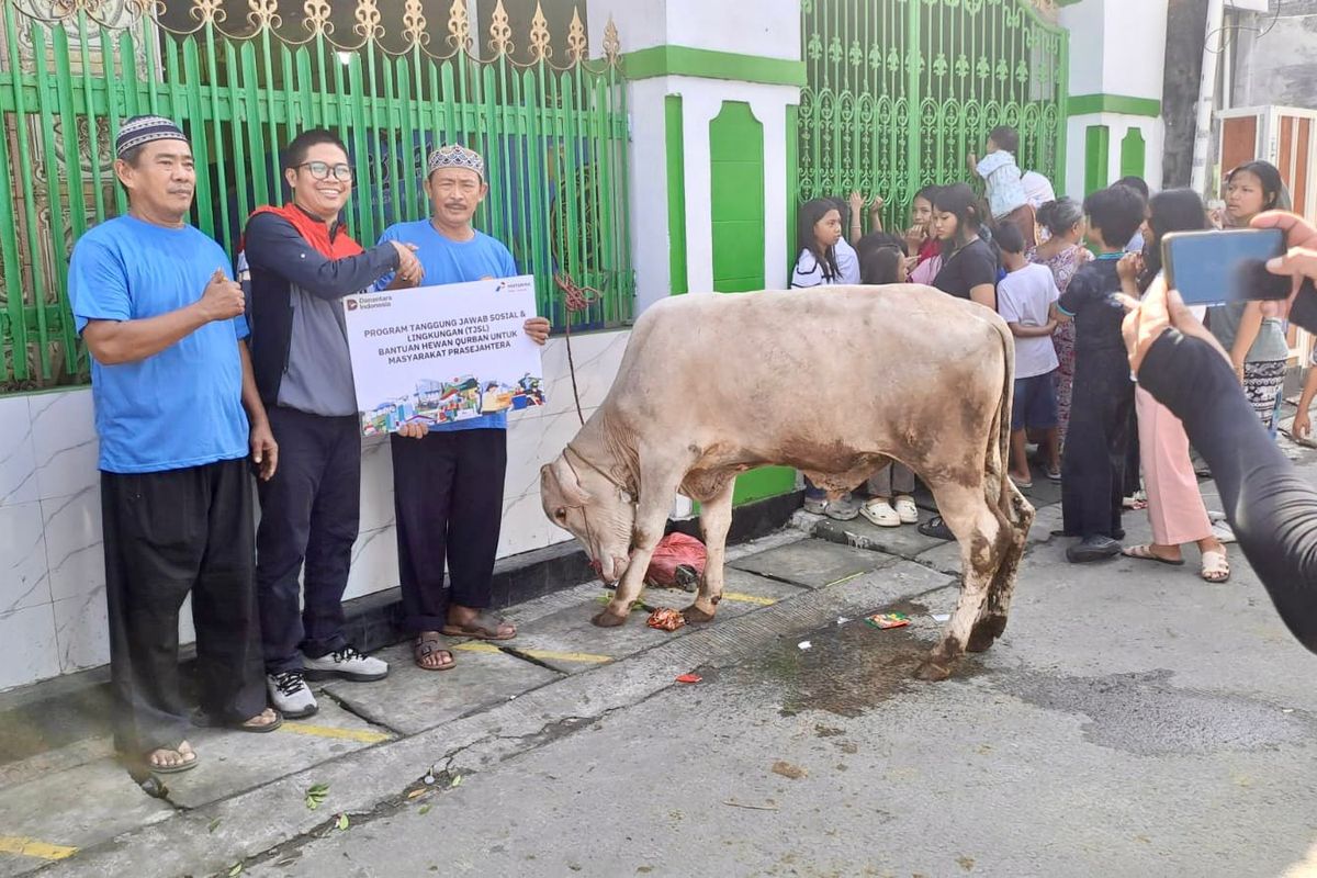  Pertamina Group menyalurkan lebih dari 4.400 hewan kurban pada hari raya Idul Adha 2026.
