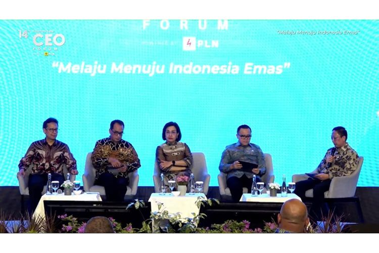 Sejumlah menteri di Kabinet Indonesia Maju pada Kompas100 CEO Forum Powered by PLN. 