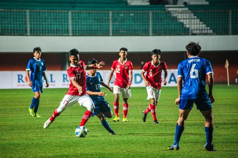Final Piala AFF U16 Indonesia Vs Vietnam: Adu Tajam Nabil Asyura dan Phan Thanh Duc Thien