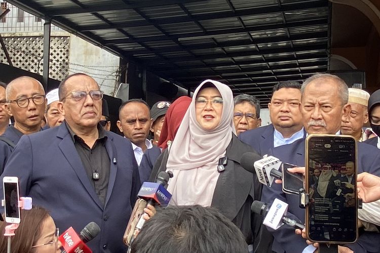 Hakim Nyatakan Gugatan Praperadilan Dokter Tifa Gugur, Ini Alasannya