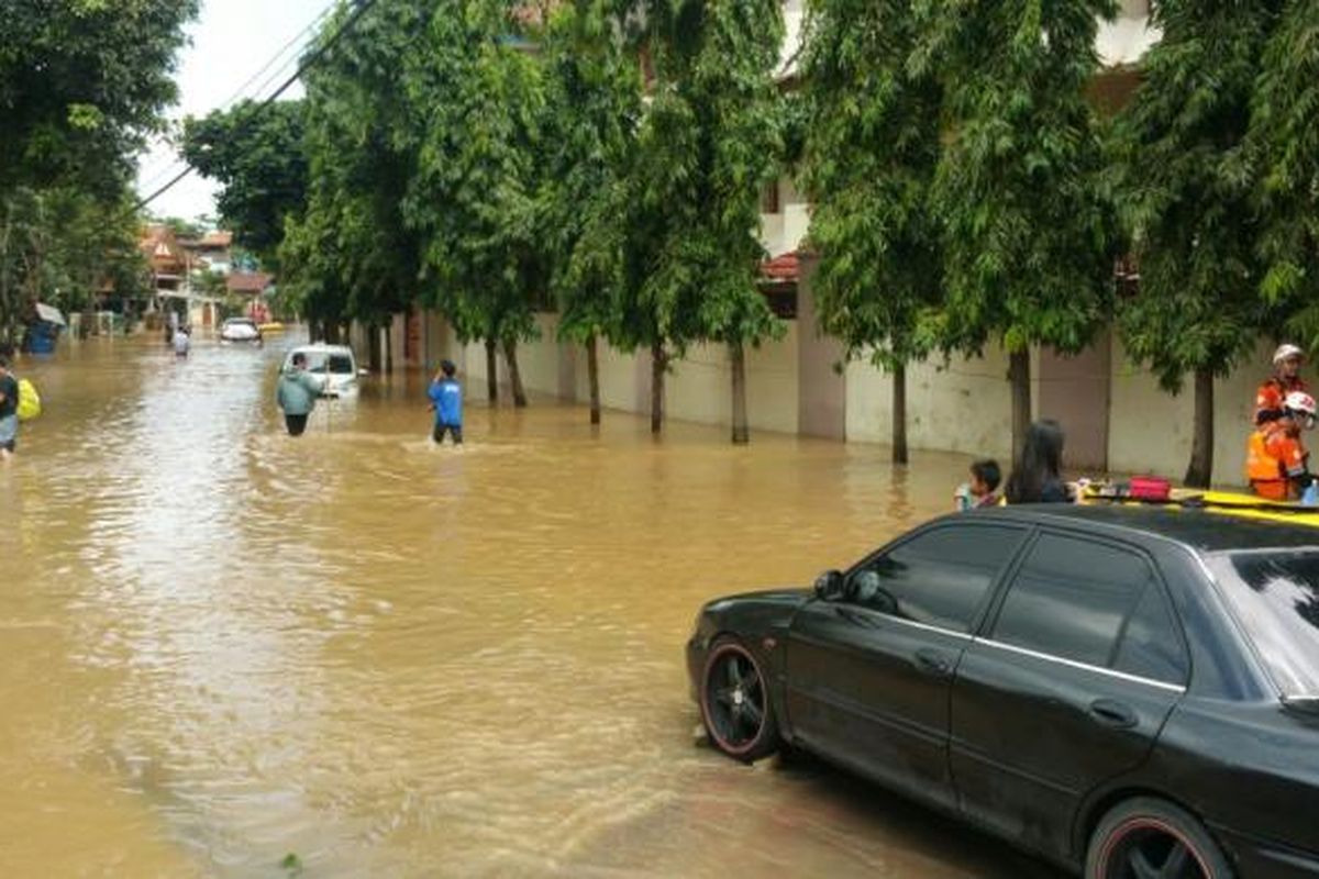Banjir di Bukit Duri, Tebet, Jakarta Selatan, Kamis (16/2/2017) 
