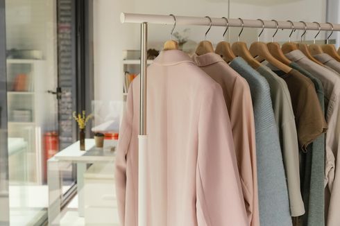 Tertarik Ingin Mencoba Bisnis Baju Online? Simak Cara Memulai  Bisnisnya Berikut Ini!
