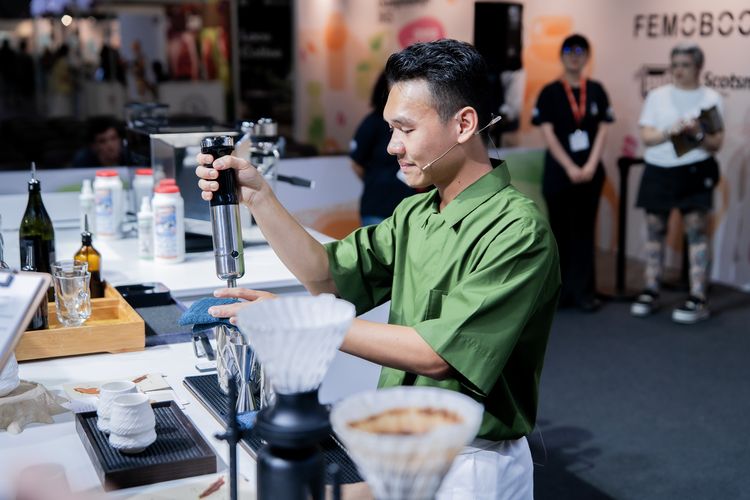 Georgius Audrey Teja, barista asal Indonesia yang menang di World Coffee in Good Spirits Championship 2025 di Jenewa, Swiss pada Sabtu (28/6/2025) lalu.