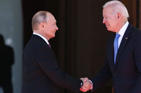 Biden dan Putin Kembali Lakukan Perbincangan Saat Ketegangan Ukraina Kian Meningkat