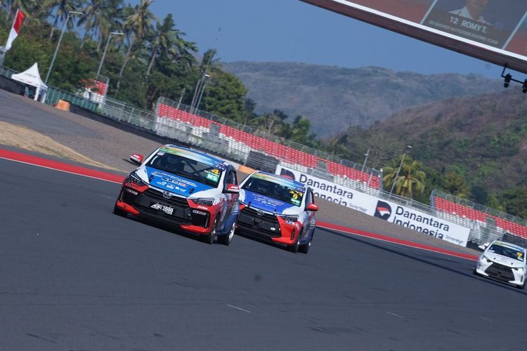 GR Garage Auto2000 Raih 7 Podium di Mandalika Festival of Speed