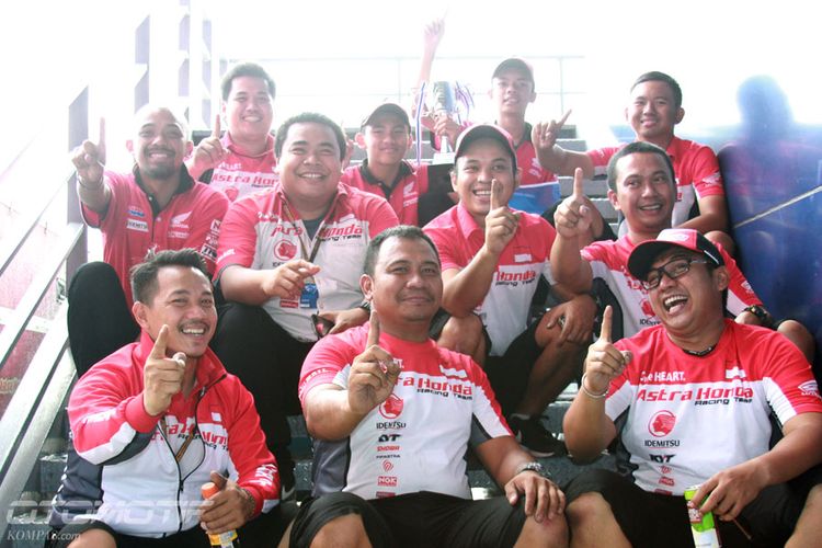 Astra Honda Racing Team (AHRT).