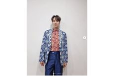 Leeteuk Super Junior Pamer Foto Pakai Baju Batik dari Ridwan Kamil