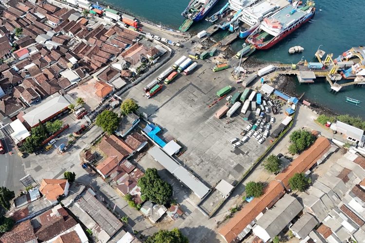 Pemkab Banyuwangi Siapkan Jalur Alternatif Menuju Pelabuhan Ketapang untuk Urai Kemacetan