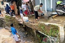 Setelah 2 Hari Mengungsi, Korban Banjir Ciloto Cianjur Pulang ke Rumah