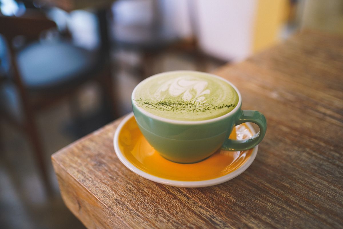 Ilustrasi matcha latte.