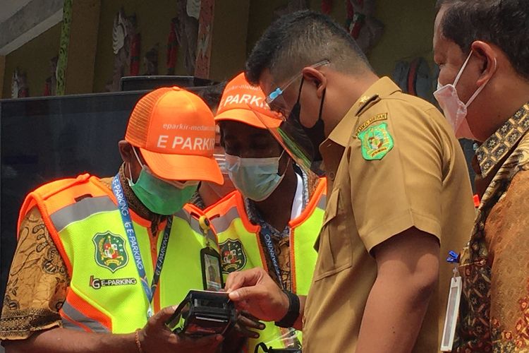 Wali Kota Medan Bobby Nasution resmi merilis e-Parking di Medan.