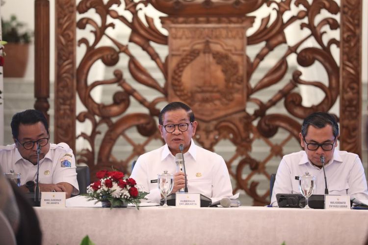 Pramono Klaim Hubungan dengan Buruh Harmonis: Penentuan UMP Jakarta Paling Adem