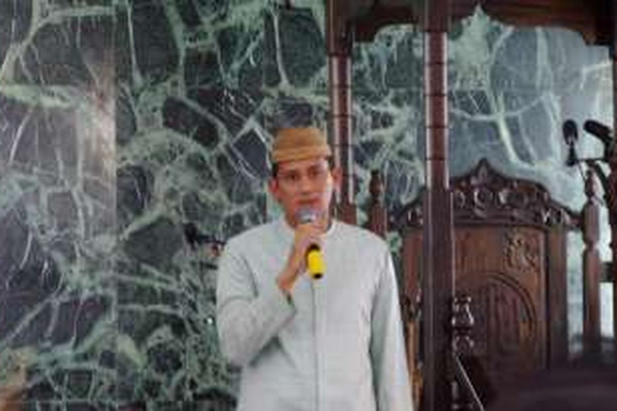 Bakal calon gubernur DKI Jakarta, Sandiaga Uno di Masjid Agung Sunda Kelapa, Menteng, Jakarta Pusat, Jumat (17/6/2016).
