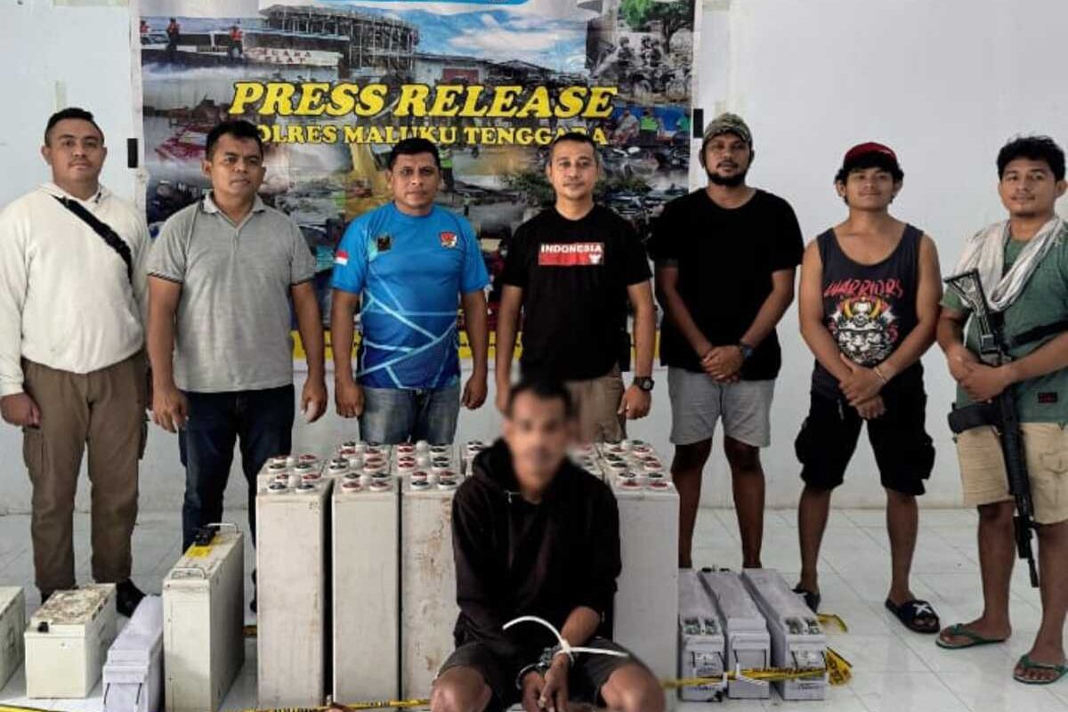 Pria di Maluku Curi 24 Baterai Telkomsel, Dijual ke Lapak Besi Tua