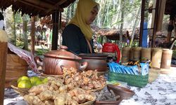 Serunya Berburu Kuliner Khas Kendal di Pasar Karetan