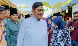 Geliatkan Ekonomi UMKM, Bupati Sumenep Gelar Bazar Takjil Ramadhan