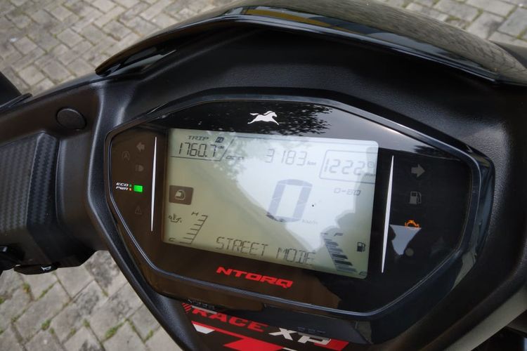 TVS Ntorq 125 Race XP Play Smart 