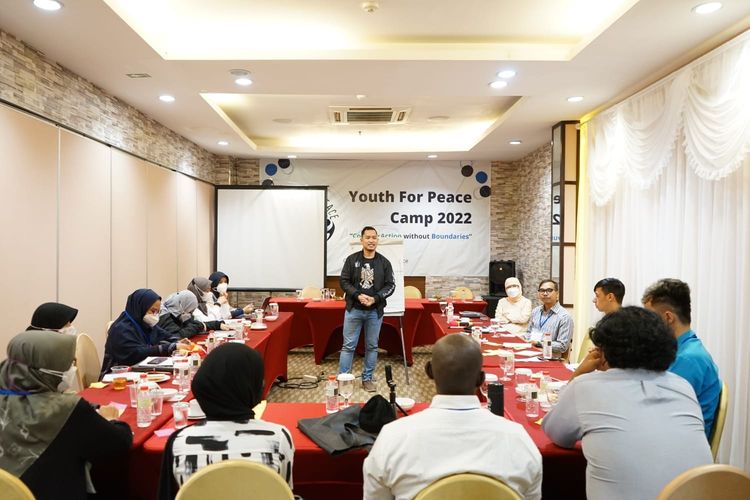 Buka tahun baru, Dompet Dhuafa kembali gelar Youth For Peace Camp untuk kuatkan KolaborAksi di kancah internasional dengan melibatkan 10 peserta lintas negara dan pembicara ahli di bidangnya.

