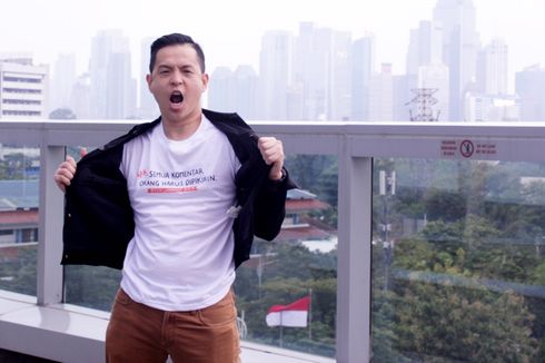 Profil Ernest Prakasa, Komika yang Sukses Jadi Sutradara Film