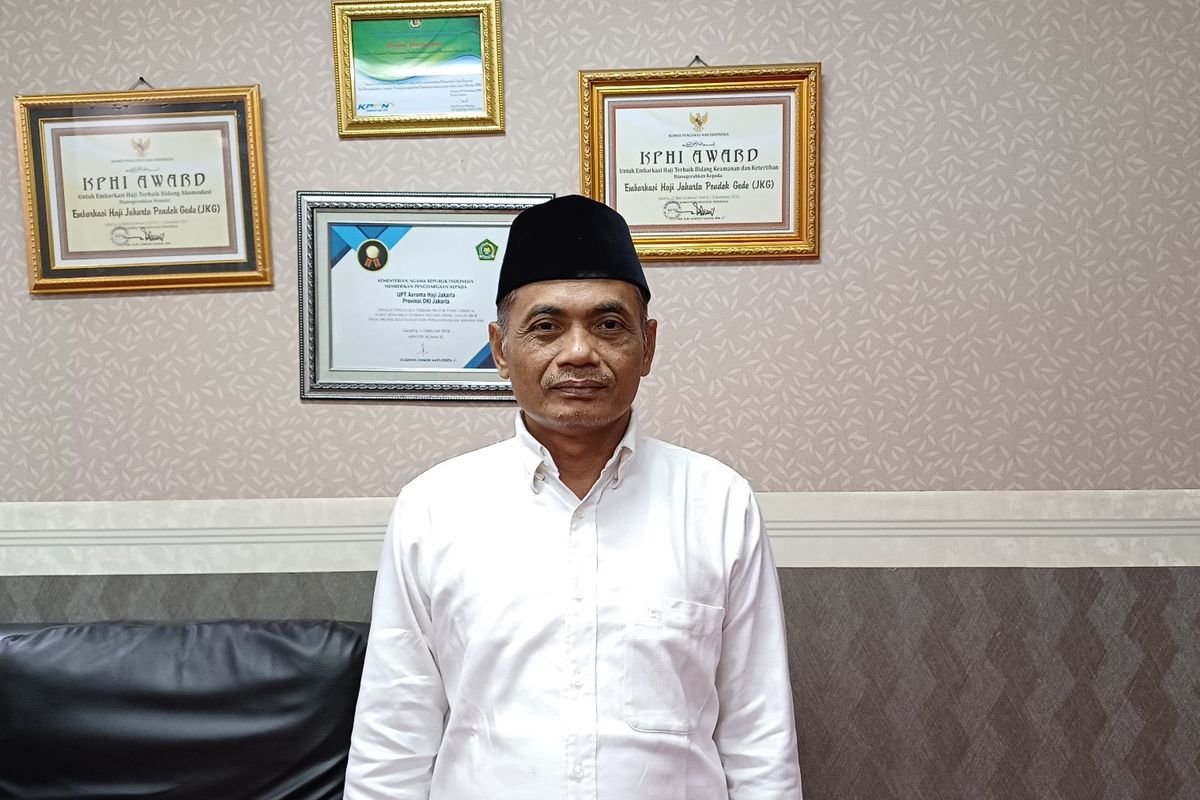 Kepala UPT Asrama Haji Embarkasi Jakarta, Muhammad Ali Zakiyudin saat ditemui Kompas.com di Asrama Haji Embarkasi Jakarta, Senin (6/5/2024). 