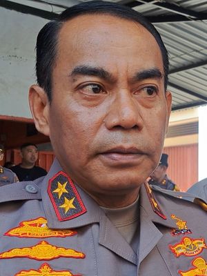 Kapolda Sulawesi Selatan (Sulsel) Irjen Pol Andi Rian R Djajadi.