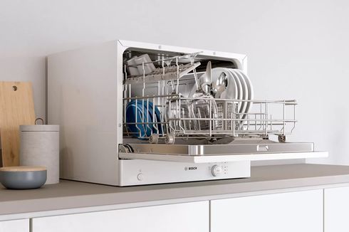 Mencuci Pakai Dishwasher Kurang Bersih dan Boros, Mitos atau Fakta?