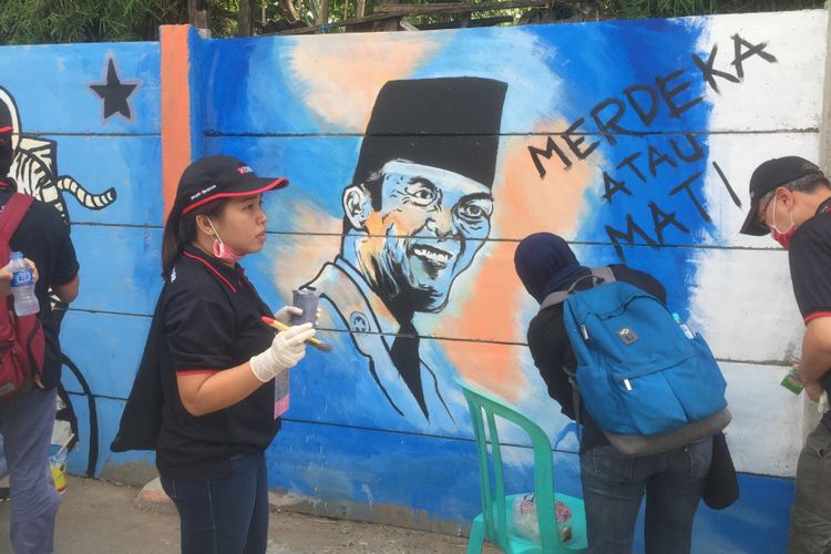 Kampung mural di Kramat Jati, Jakarta Timur.