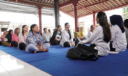 Peran Kepemimpinan Ketua Kelompok Mekaar dalam Pemberdayaan Perempuan untuk Ketahanan Ekonomi Keluarga