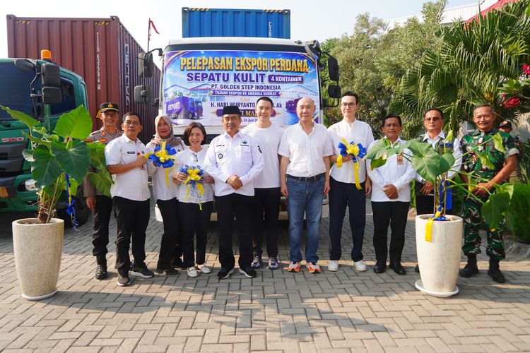 Produk Warga Madiun Kian Mendunia, 13.000 Sepatu Diekspor ke AS