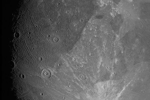 Juno NASA Berhasil Potret Ganymede, Satelit Terbesar di Tata Surya