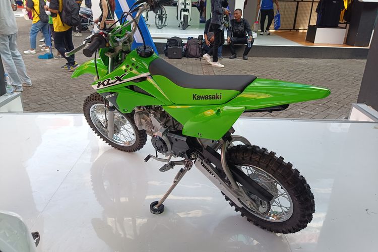 Kawasaki KLX110R L di Jakarta Fair Kemayoran 2023