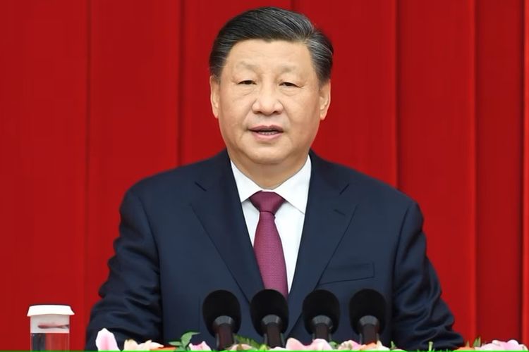 Presiden China Xi Jinping kembali mengeluarkan peringatan terselubung kepada Amerika Serikat terkait isu Taiwan. Pada Senin (6/3/2023), Xi Jinping mengutuk penindasan terhadap China yang dipimpin oleh AS. Dia berucap demikian saat memberikan sambutan di Konferensi Konsultatif Politik Rakyat China (CPPCC) yang dilaksanakan di Beijing.