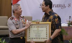 Polda Jateng Beri Penghargaan untuk Wali Kota Semarang