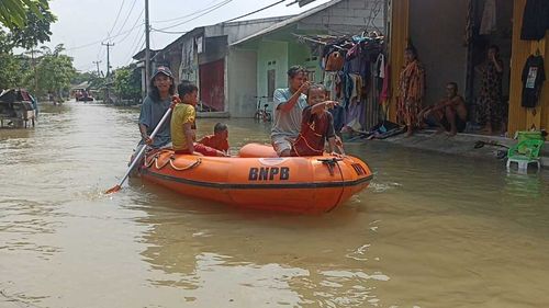 KPU Karawang Siapkan 5 TPS Pengganti untuk Desa Langganan Banjir