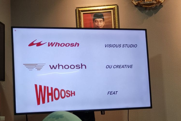 Tiga desain final logo kereta api cepat Indonesia. Nama Whoosh dipilih oleh pemerintah karena dinilai paling cocok menggambarkan identitas kereta cepat.