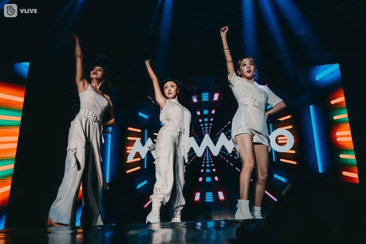 MAMAMOO tampil dalam konser V Heartbeat di Tennis Indoor Senayan, Jakarta Pusat, Sabtu (31/8/2019).