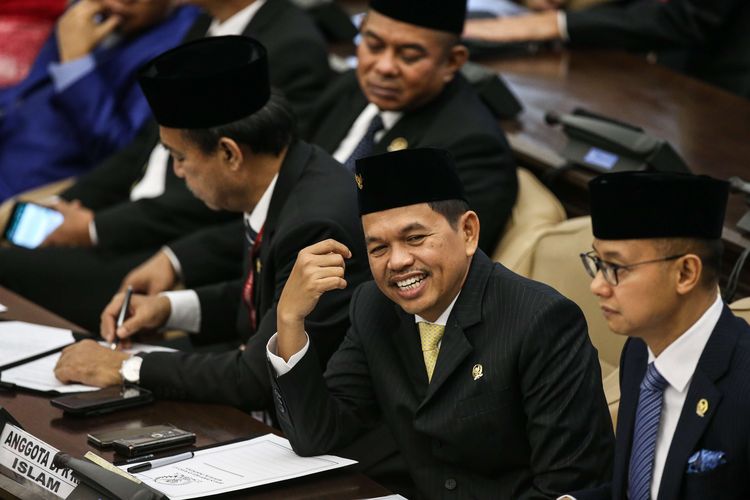 Dedi Mulyadi saat pelantikan anggota DPR, DPD, dan MPR periode 2019 - 2024 pada sidang paripurna di Kompleks Parlemen, Senayan, Jakarta, Selasa (1/9/2019) pagi.