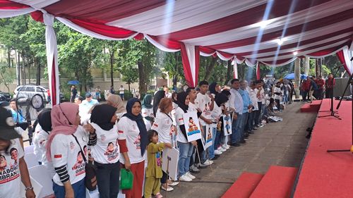 Kubu Prabowo Gaungkan 1 Putaran Usai Terima Dukungan Penjahit: Hemat Puluhan Triliun, Mending untuk Jahit Baju
