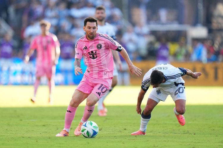 Lionel Messi kala beraksi dalam laga final MLS Cup 2025 Inter Miami vs Vancouver Whitecaps di Stadion Chase, Miami, Florida, 6 Desember 2025.